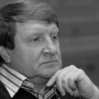 آندرِی وُلوس