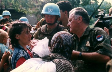 روایتی شاعرانه از ویرانی و امید