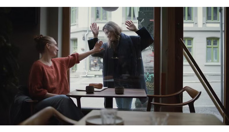 روایت تنهایی و سرگردانی انسان در جستجوی هویت، خوشبختی و رضایت از زندگی