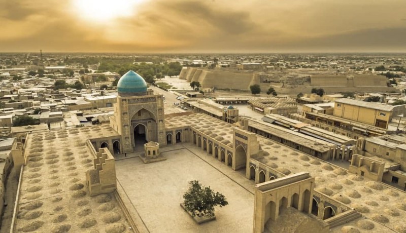 ای بخارا شاد باش و دیر زی